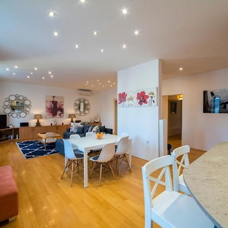 Octogon Apartment Zagreb Buitenkant foto