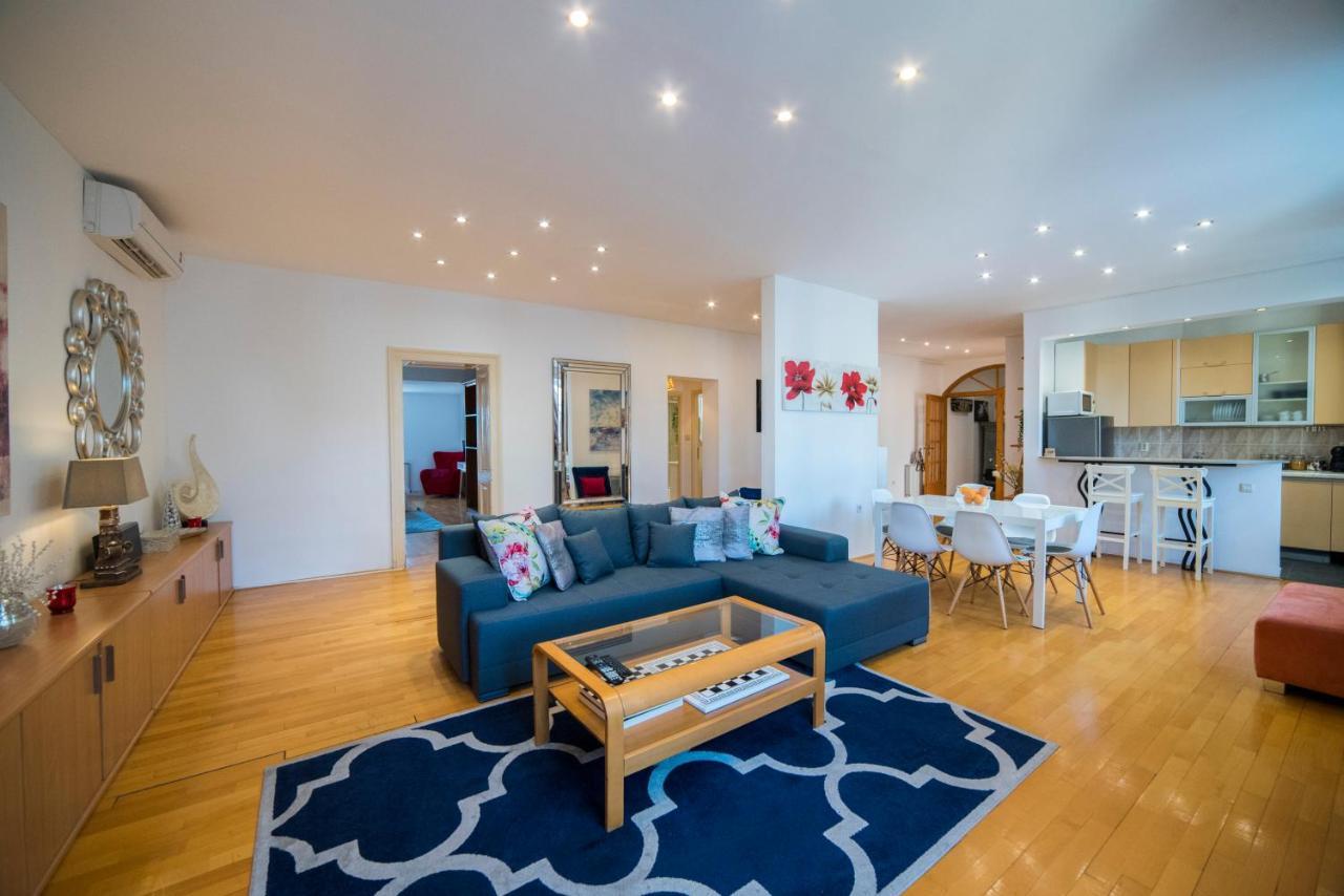 Octogon Apartment Zagreb Buitenkant foto