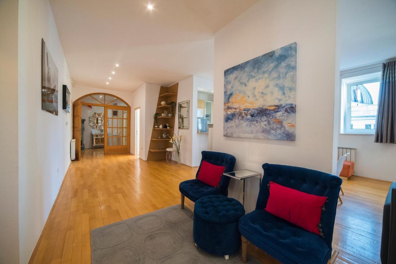 Octogon Apartment Zagreb Buitenkant foto